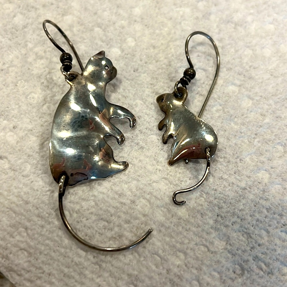 Vintage Cat and mouse silver earrings